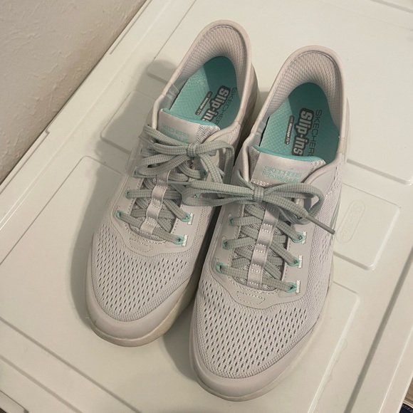 Skechers Shoes - Size 9 ladies white slip in style Skechers sneakers